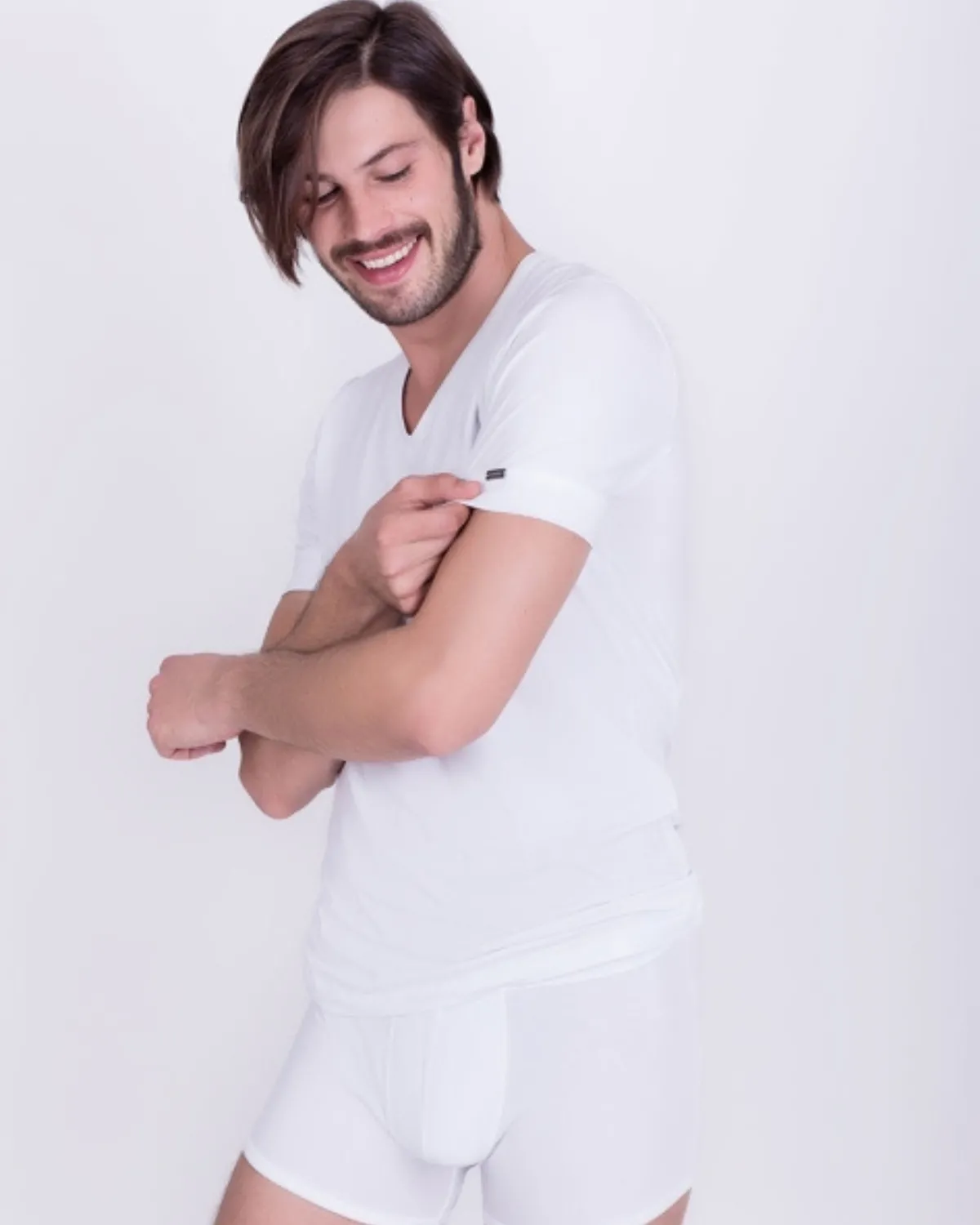 ALMA-RAS MAJICA ADRIANO