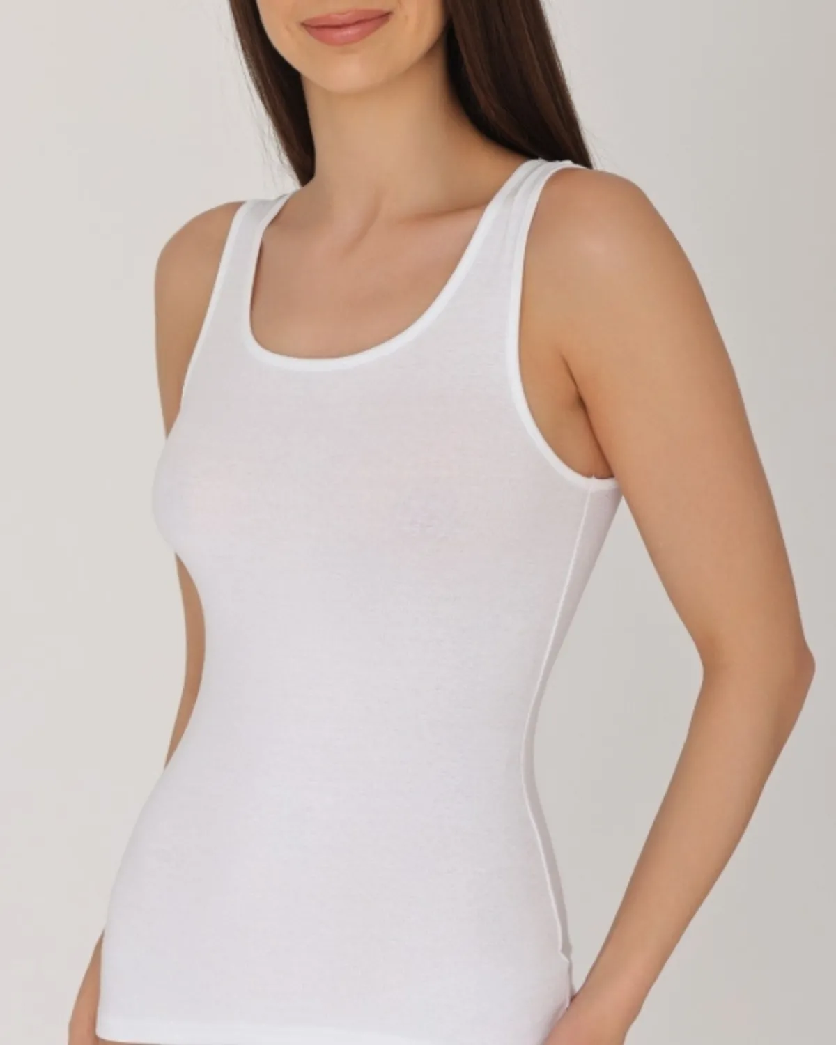 ALMA-RAS KLASIK TOP AXEL BIJELA 46 