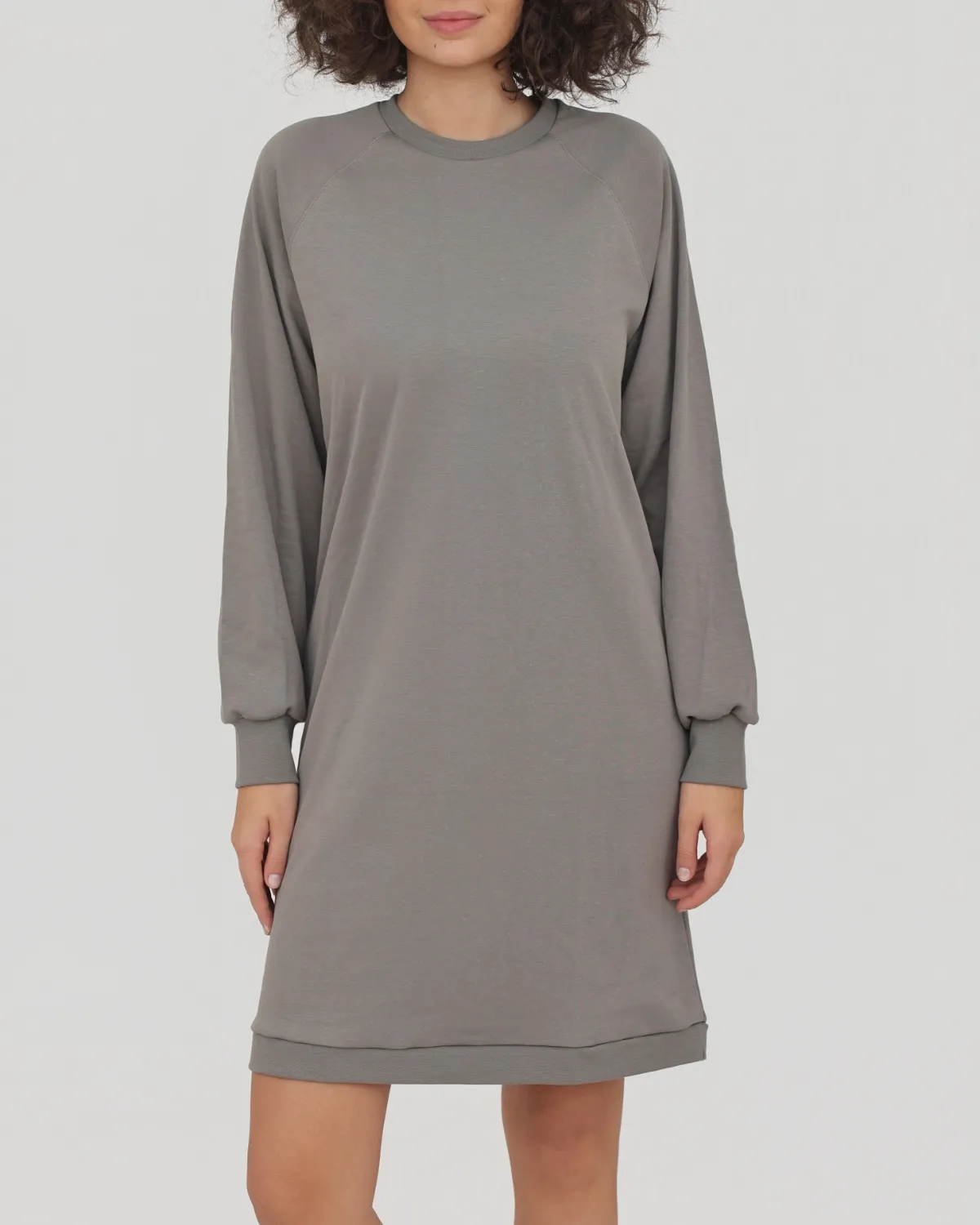 ALMA-RAS LOUNGE HALJINA AMAL 