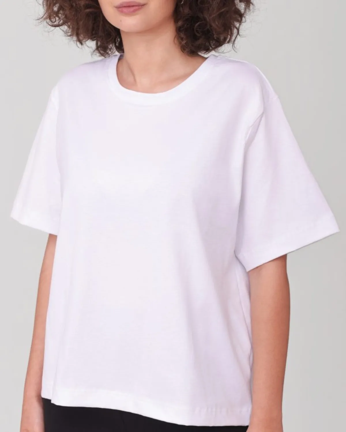 ALMA-RAS KLASIK MAJICA OVERSIZED 