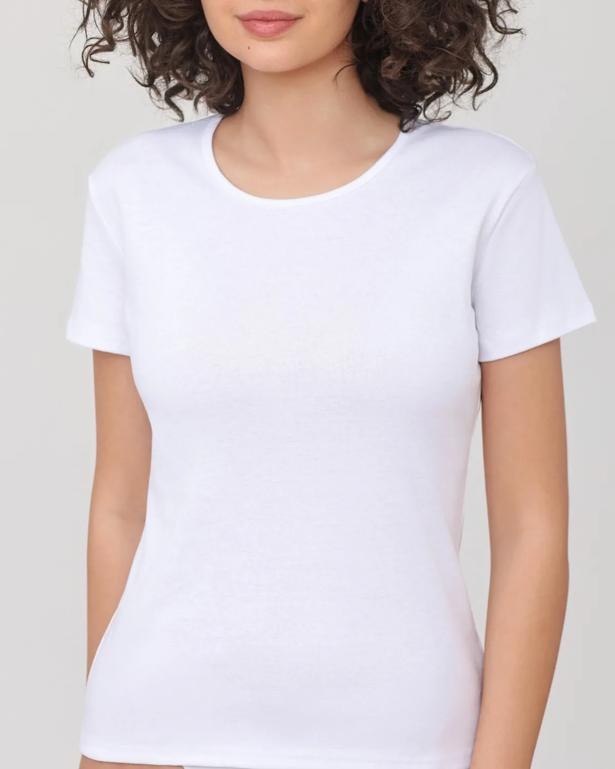 ALMA-RAS KLASIK MAJICA O IZREZ 