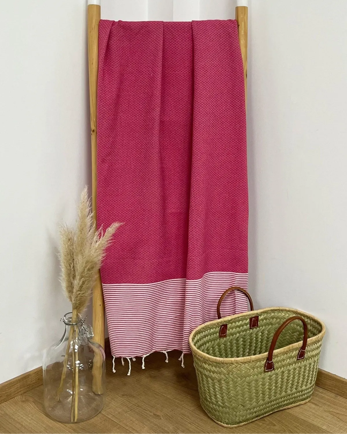 LA PLAGE PEŠKIR ZA PLAŽU PLATNENI TANJI MIKANDA FUCHSIA 100X200