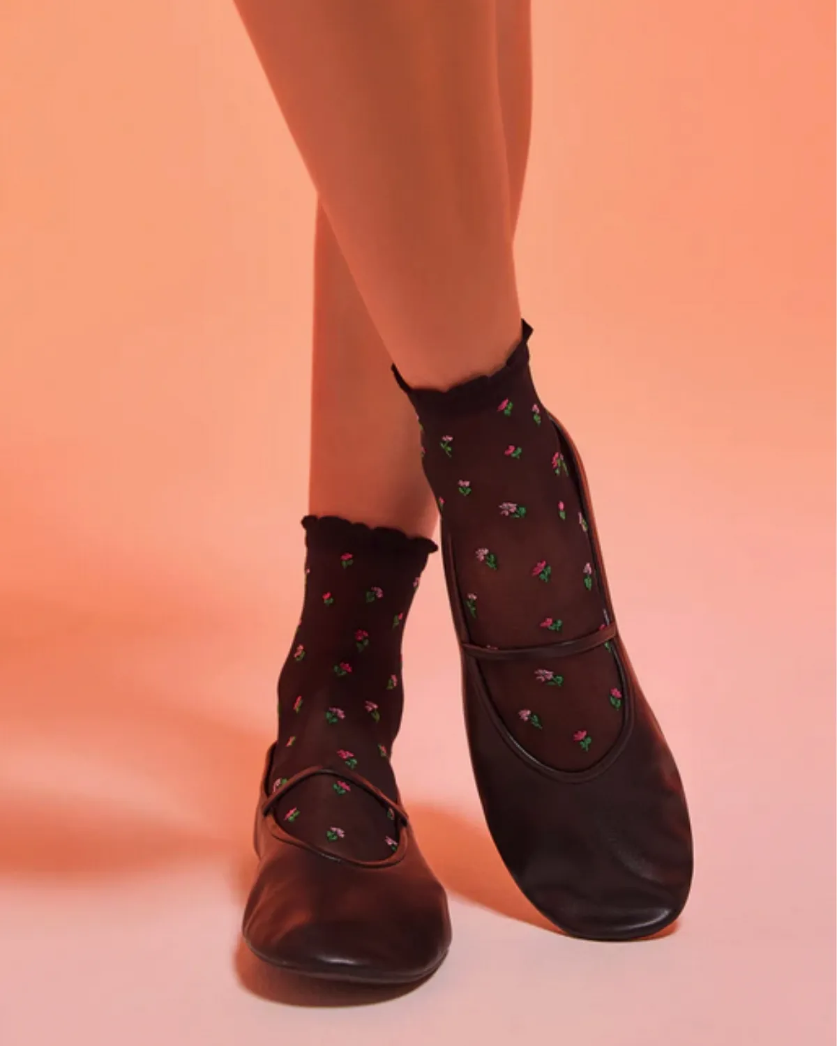 GOLDEN LADY  SOKNA FLOWERS 