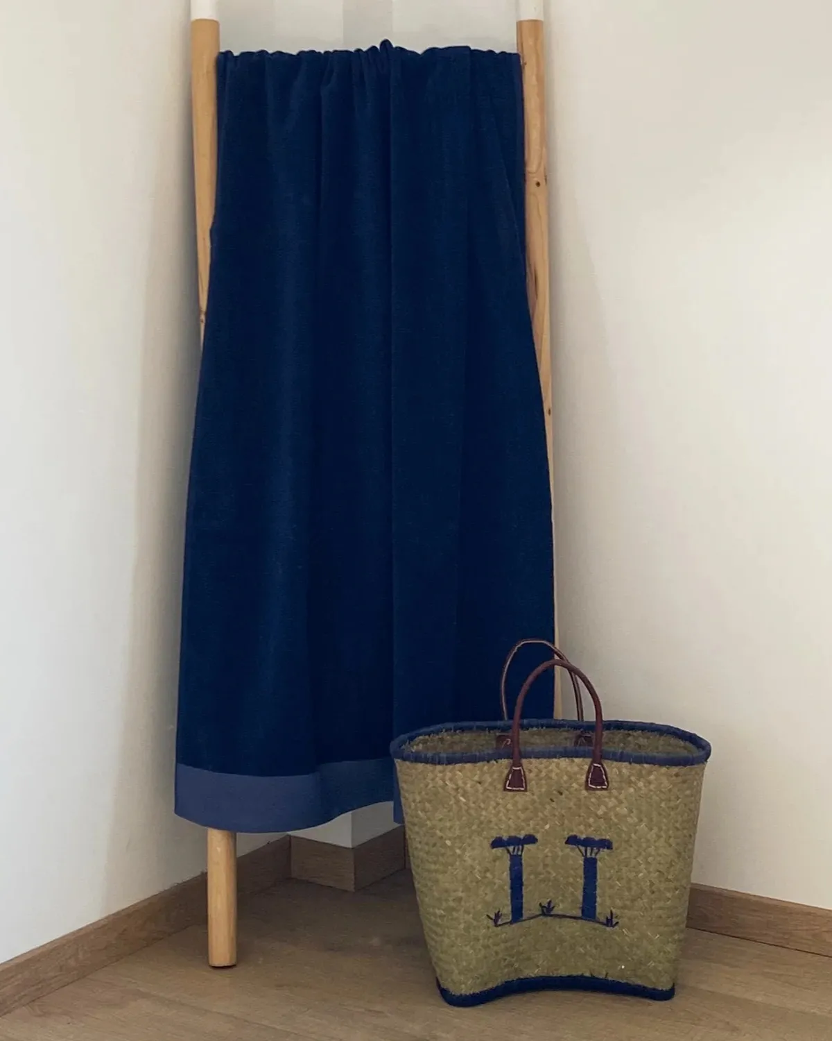 LA PLAGE PEŠKIR ZA PLAŽU SHADY NAVY 90X160