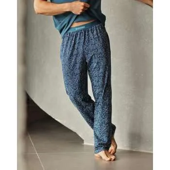 MANNERS DONJI DIO HUGO