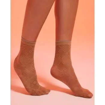 GOLDEN LADY  SOKNA CROSSING 